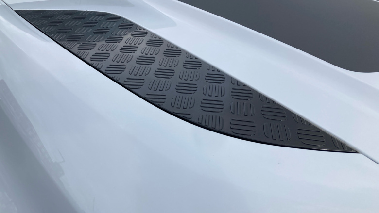 Land Rover Defender 90 Diesel 3.0 D250 Hard Top SE Auto